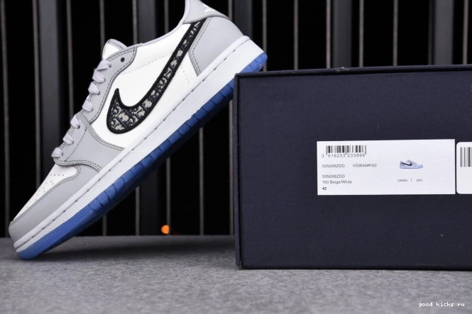 80% Off Sale 1 LOW DR box) shoe JORDAN OG (DR CN8607-002 X 0712